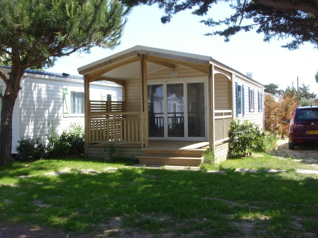 Camping Barataud Saint-Denis-dʼOléron Buitenkant foto