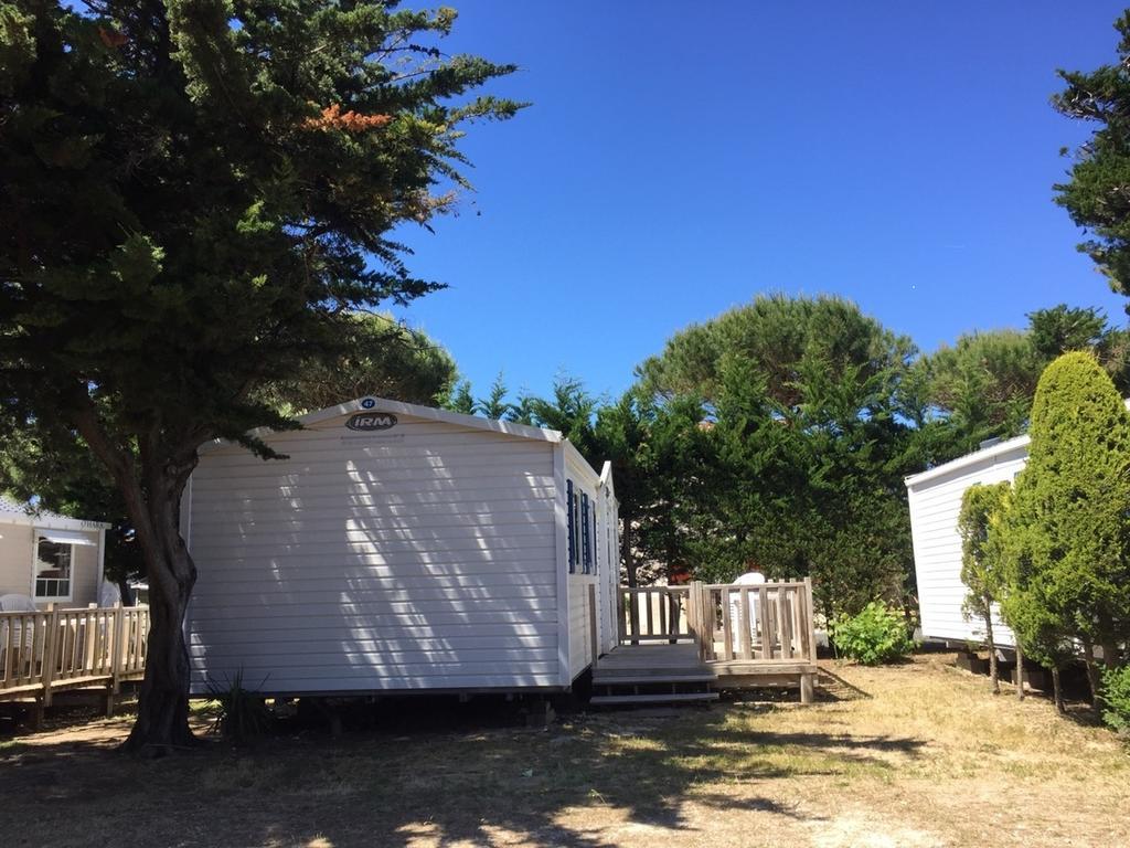 Camping Barataud Saint-Denis-dʼOléron Buitenkant foto