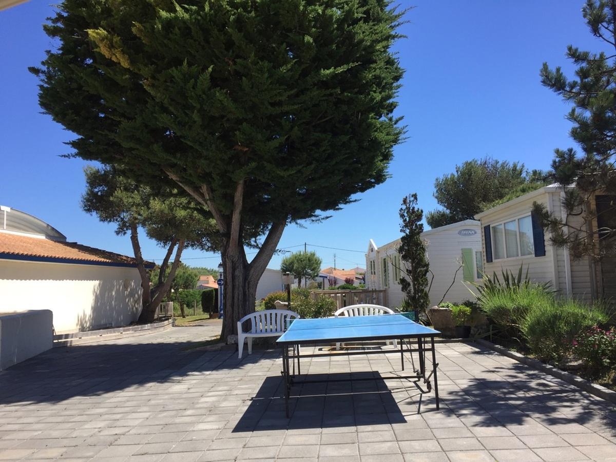 Camping Barataud Saint-Denis-dʼOléron Buitenkant foto